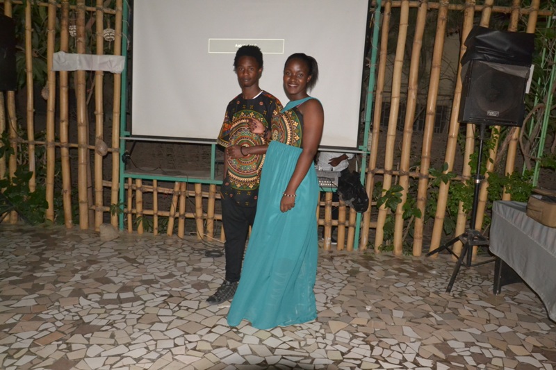 Herekanywe imyambarire nyarwanda n'iyo muri Senegal