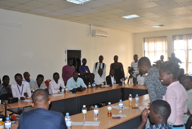 Abanyamakuru bari bitabiriye ikiganiro na Minisitiri w'Ubuhinzi n'Ubworozi