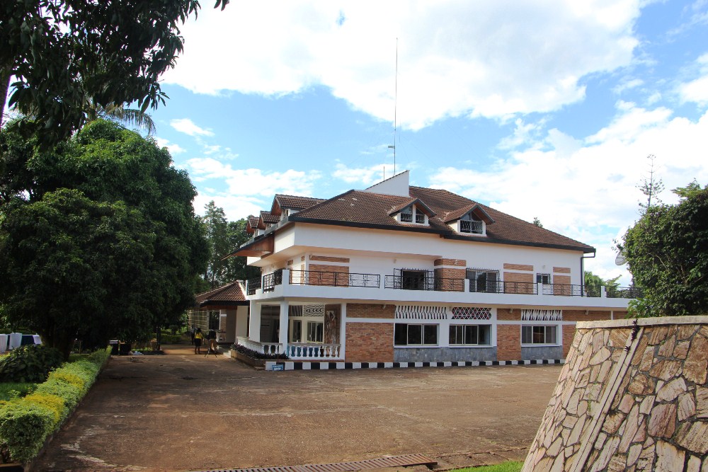 Ingoro y’Ubugeni n’Ubuhanzi iherereye i Kanombe mu nyubako y’amateka, yacumbikiye abaperezida batandukanye bayoboye u Rwanda mbere ya Jenoside yakorewe Abatutsi