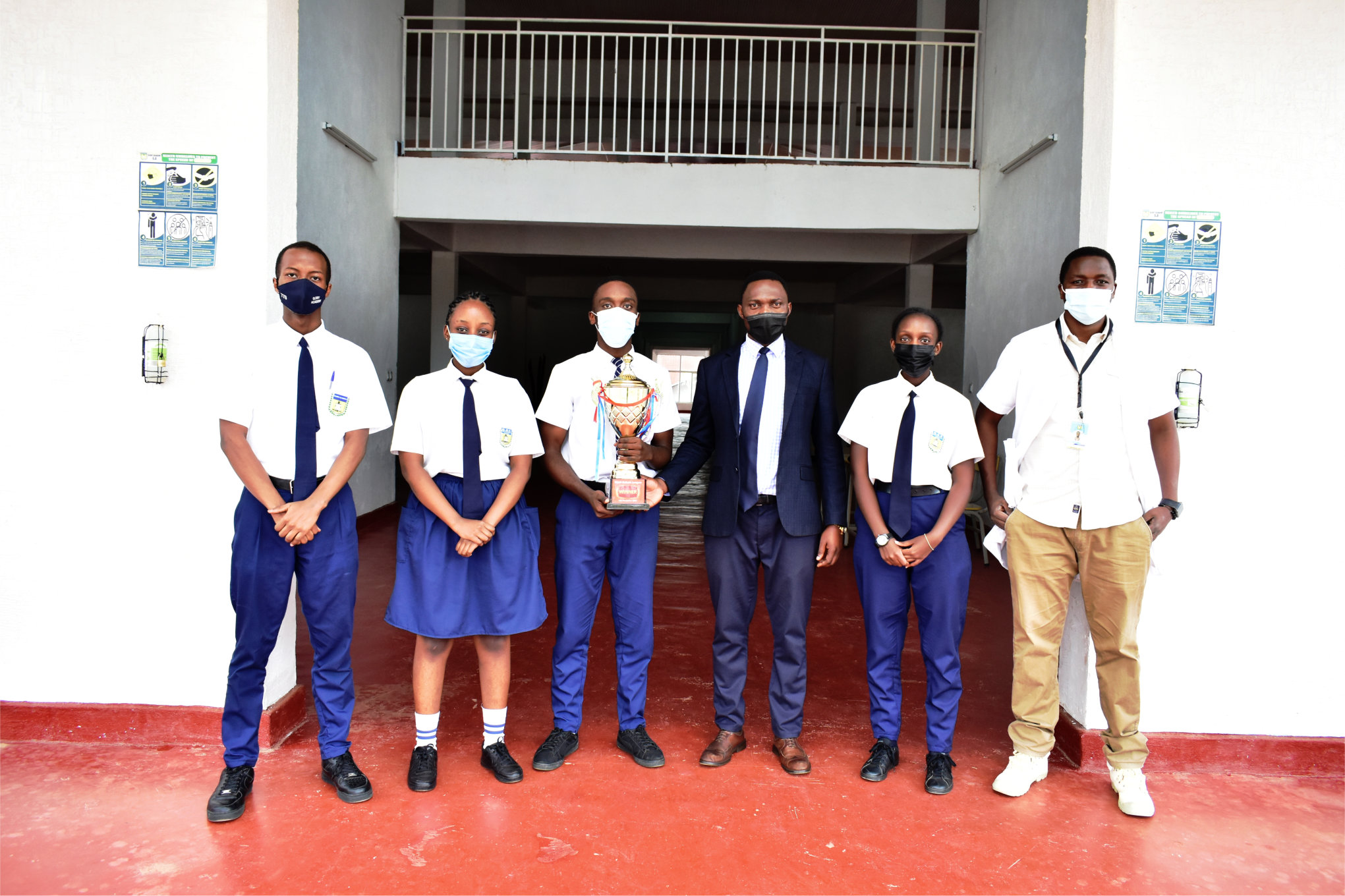 Abari bahagarariye Glory Academy babashije guhigika abo mu yandi mashuri
