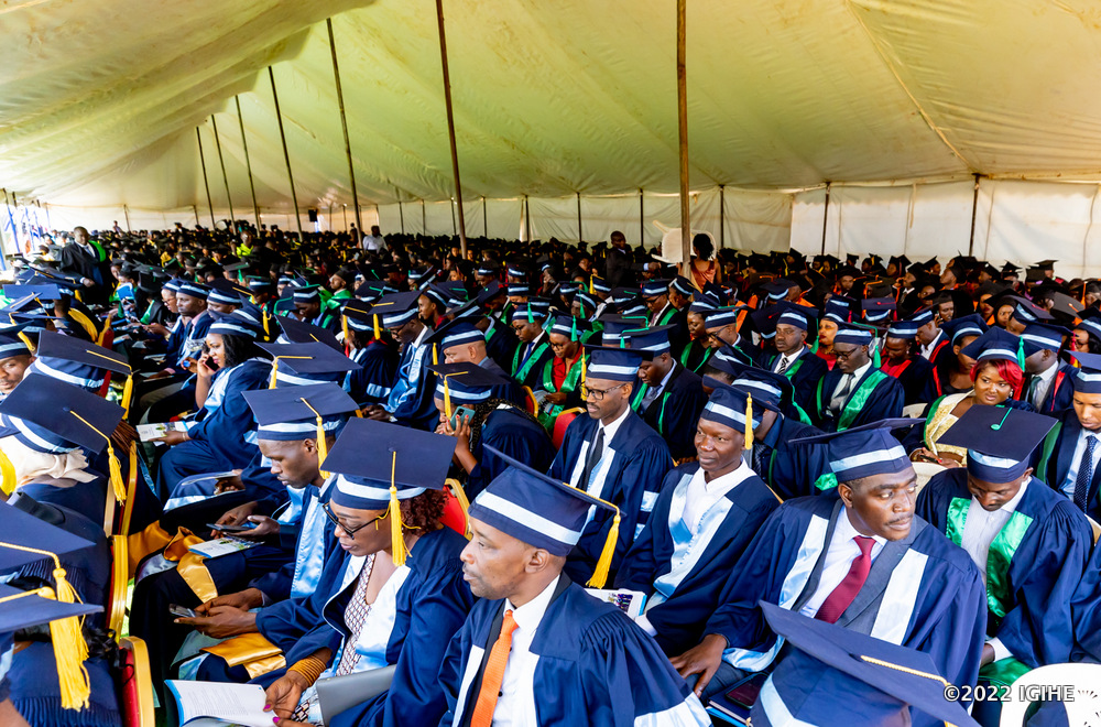 Abasaga 1000 basoje amasomo yabo muri UNILAK