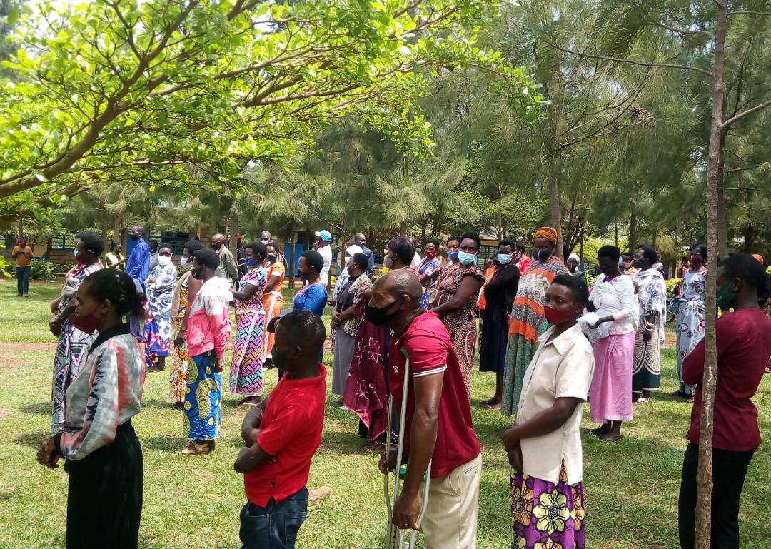 Abatora bakomeje gusabwa kubikorana ubushishozi