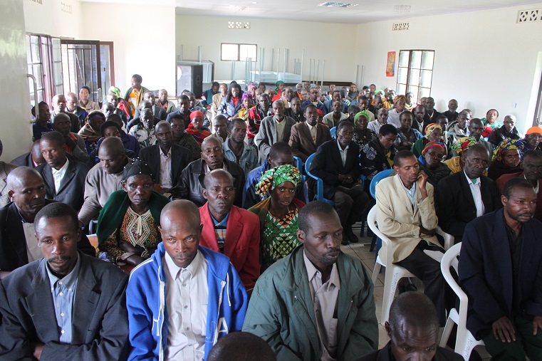 Abahinzi b'icyayi bahagarariye abandi