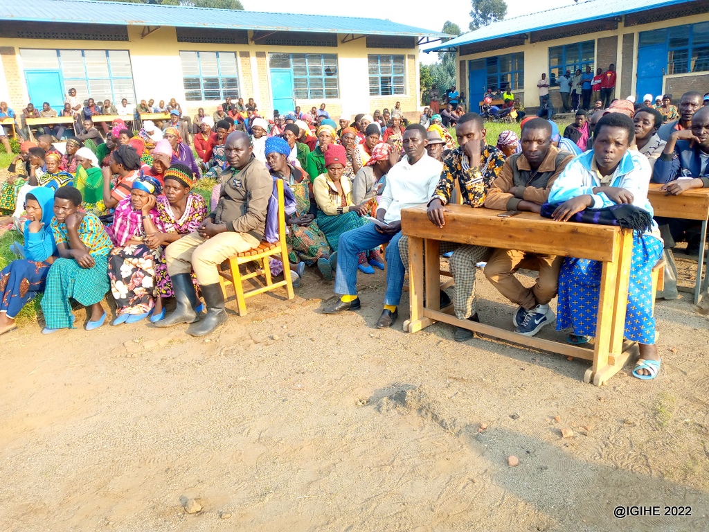 Abaturage basabwe kwirinda kunyura mu kibaya hatemewe