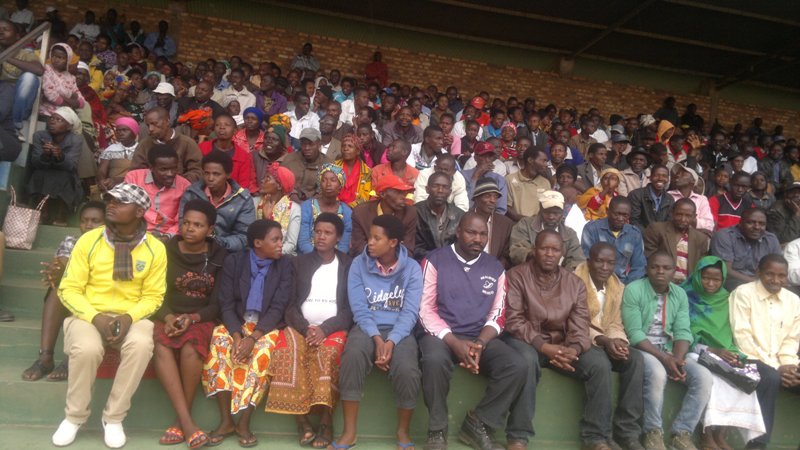Abaturage ba Gicumbi bishimiye umuyobozi wabo mushya bamusaba kubaba hafi
