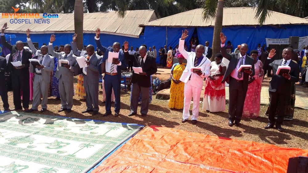 Abapasiteri bagize Komite Nyobozi y’Itorero rya ADEPR Ururembo rwa Uganda bandikiye Umuvugizi w’Itorero rya ADEPR mu Rwanda bamumenyesha ko basanze kwigenga ari byo bibabareye