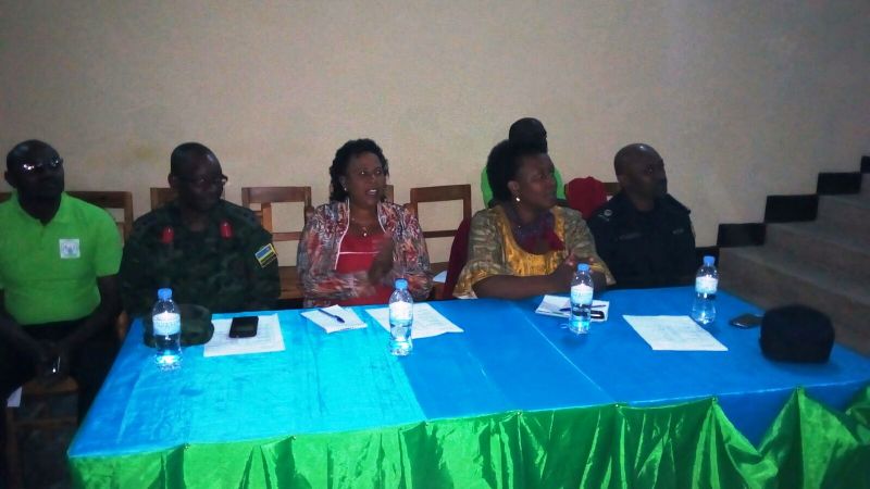 Abayobozi bakurikiye umwiyereko w'intore