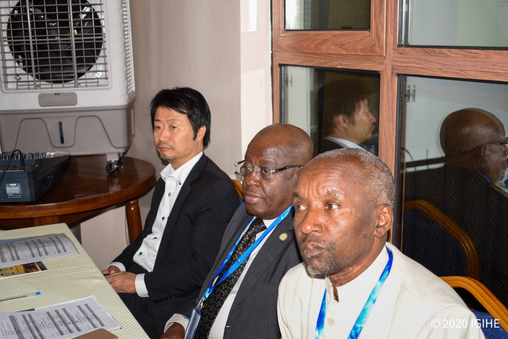 Abayobozi bakuru bari bitabiriye iyi nama izamara iminsi itatu