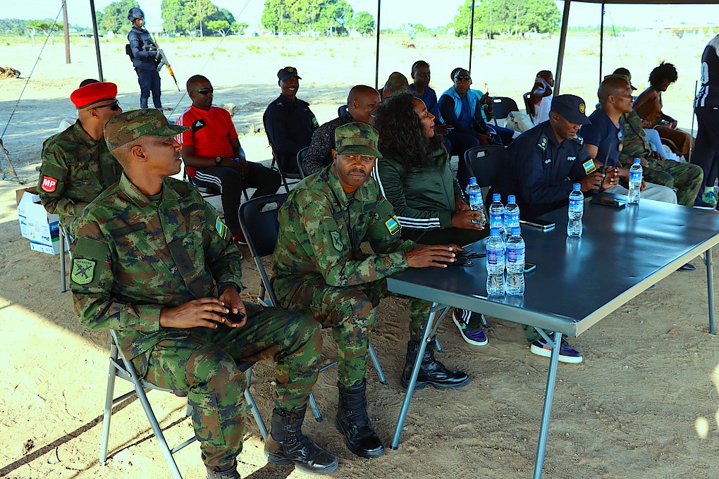 Abayobozi ku mpande zombi bari bitabiriye iki gikorwa