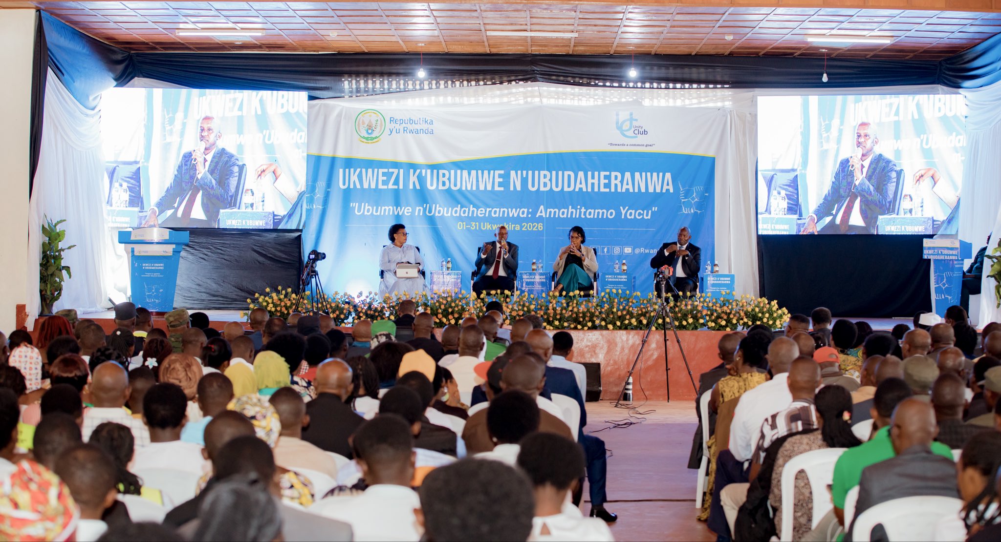 Abayobozi n'abahoze ari bo batanze impanuro