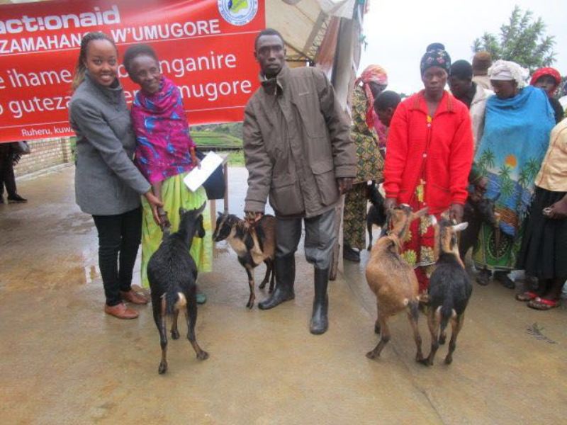 Action Aid yaboroje ihene ngo bakomeze iterambere
