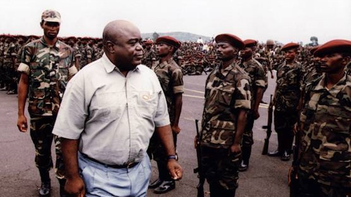 Byabanje gutonda Laurent-Désiré Kabila kwemera ko umuhungu we ajyana na Kabarebe ku rugamba