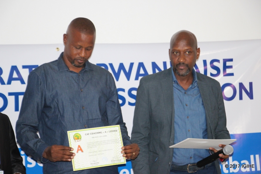 Afite Lisence A ya CAF imwemerera gutoza ku rwego mpuzamahanga