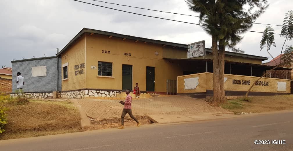 Ibikorwa bitandukanye biba bijya mbere buri munsi ku Mukoni