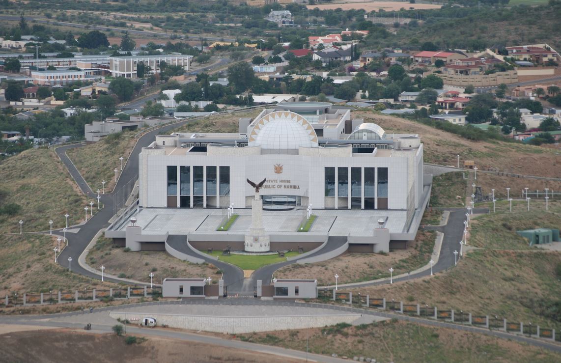 Aho Perezida wa Namibia akorera uharebeye hejuru ni uku hasa