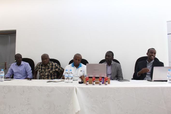 Abayobozi batandukanye bitabiriye itangizwa ry'iki gikorwa