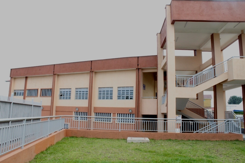 Akabari, icyumba cyo gukonjesha n'aho kurerera abana