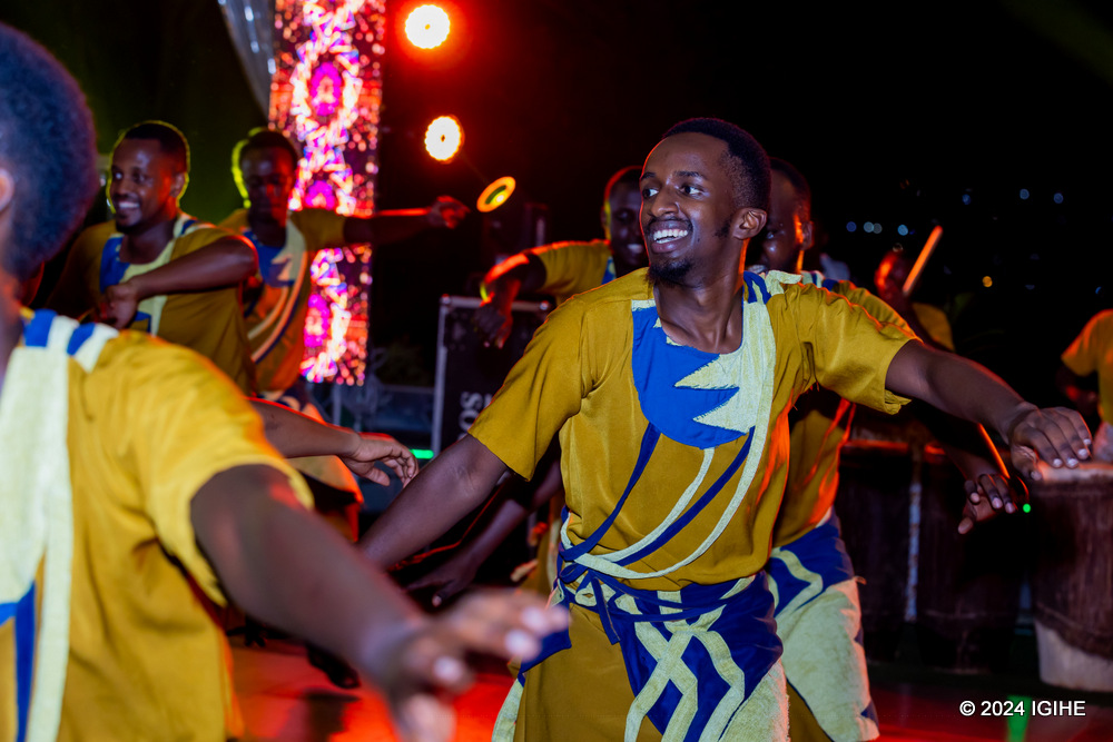 Akanyamuneza kari kose ku basore bagize itorero Inyamibwa