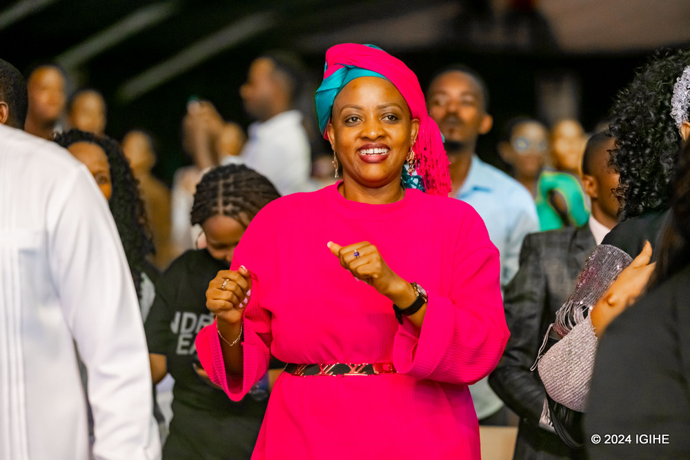 Aline Gahongayire ni umwe mu bitabiriye iki gitaramo