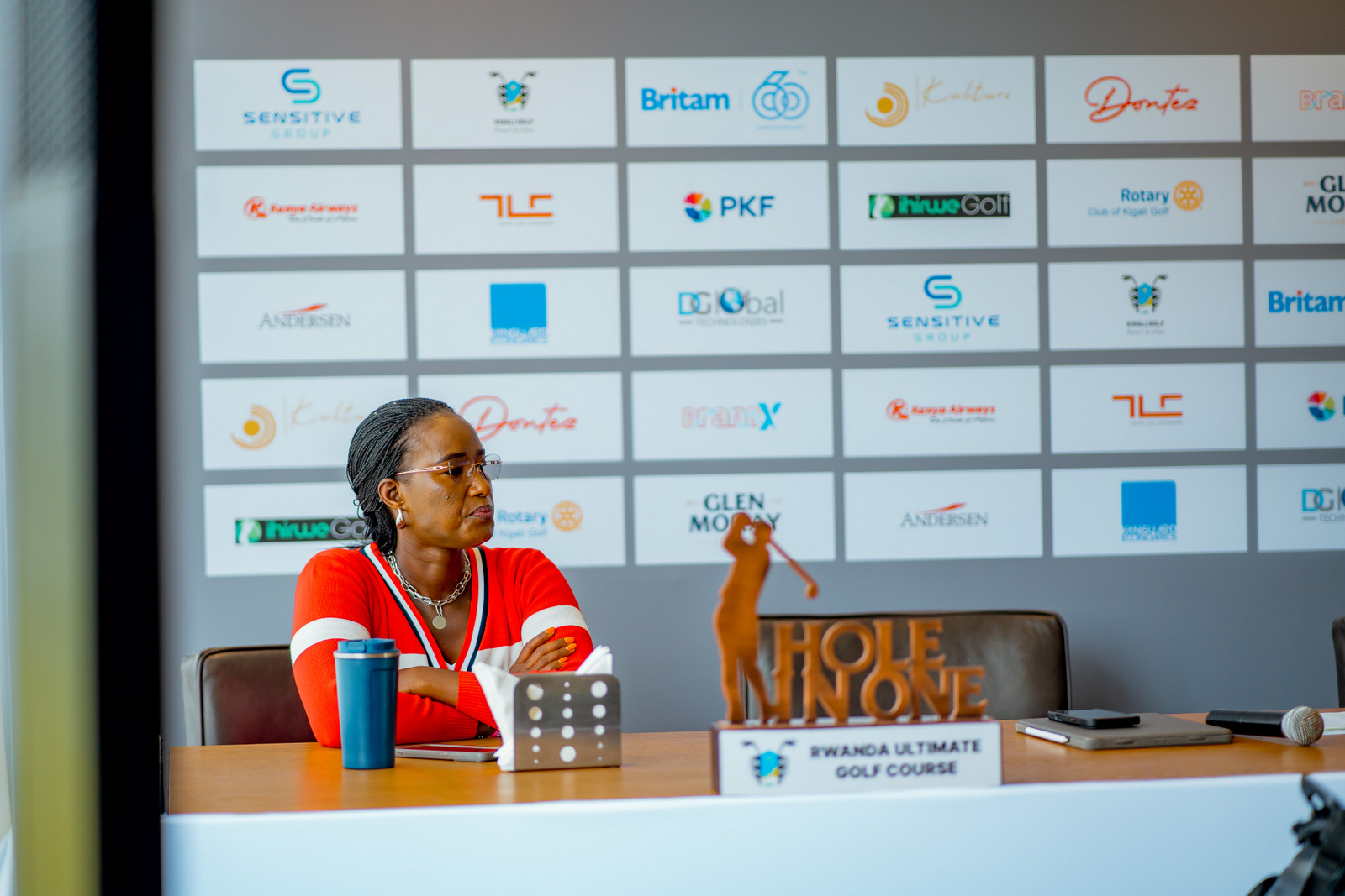 Jenny Linda Kalisa ari mu bakinnyi b'abagore bitwara neza muri Golf mu Rwanda
