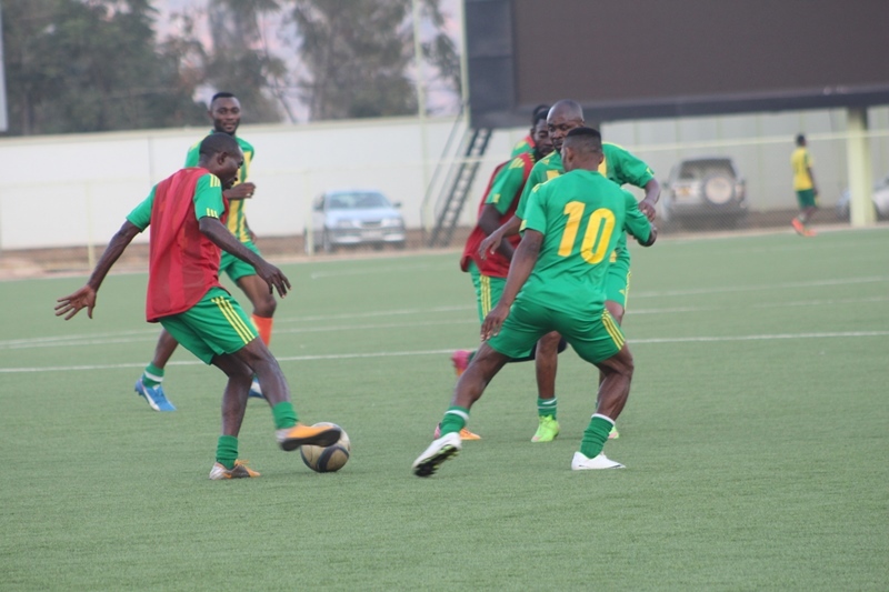Bokota Labama(wambaye 10) mu myitozo