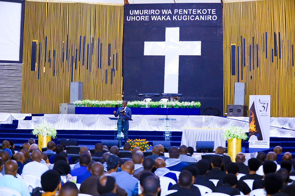 Abanyamadini basabwe kwigisha inyigisho zisubiza ibibazo biri muri Sosiyete