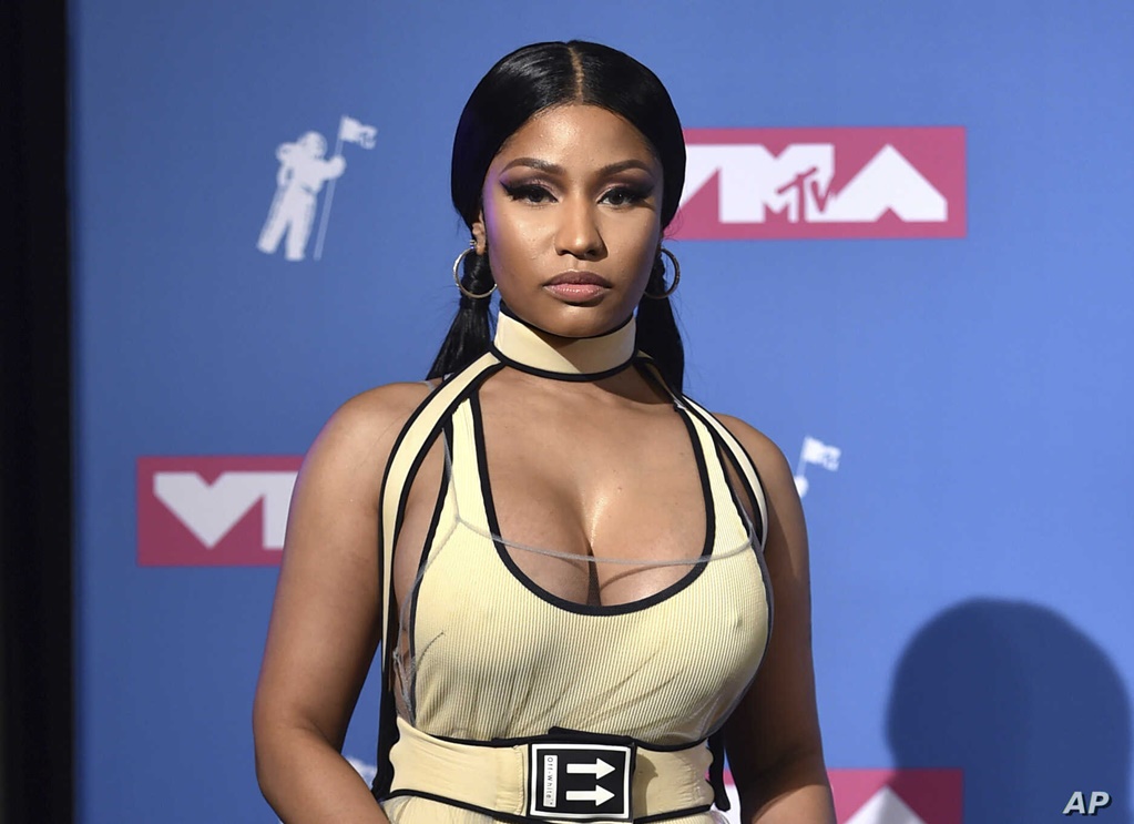 Nicki Minaj ntiyatangaje igitsina cyangwa izina ry'umwana we w'imfura