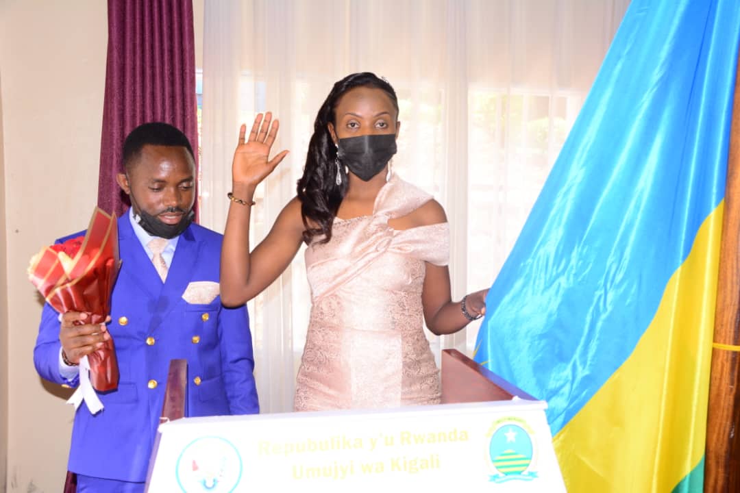 Mukayiranga Régine yasezeranye imbere y’amategeko na Ayabagabo Faustin