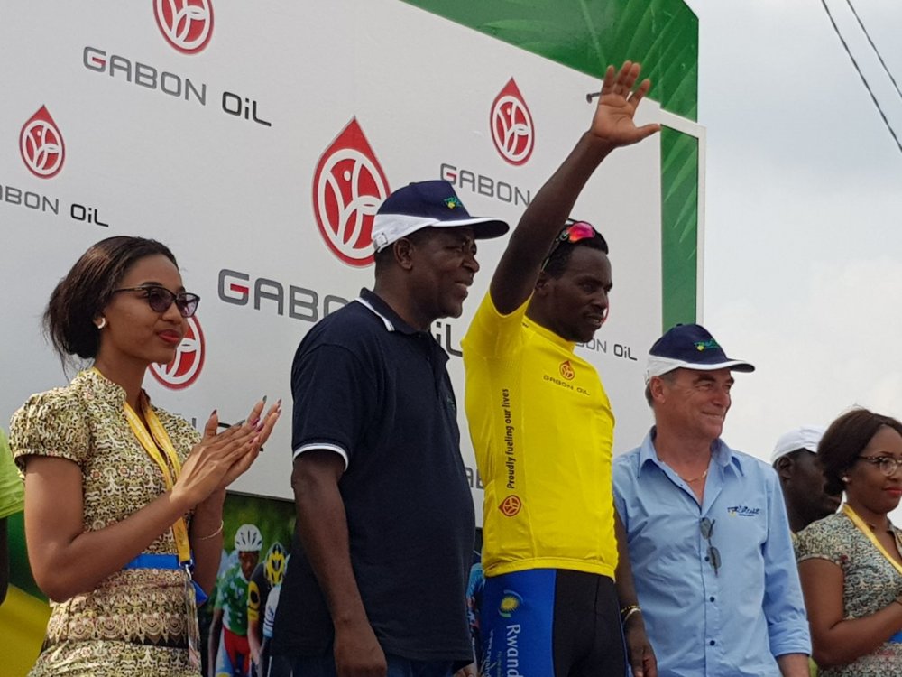 Areruya Joseph yegukanye agace ka kane muri La Tropicale Amissa Bongo, yambara umwenda w'umuhondo