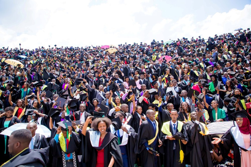 U Rwanda rurajwe ishinga no kongera umubare w'abiga Kaminuza bashoboye, bazarufasha kugera ku bukungu bushingiye ku bumenyi