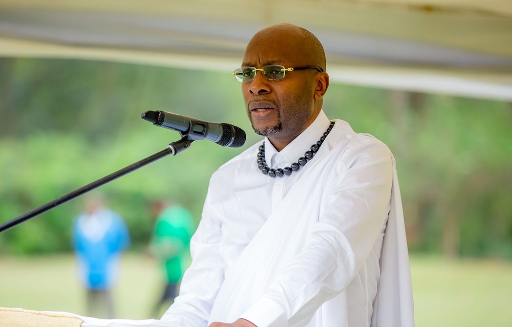 Ambasaderi Masozera yavuze ko imyambarire ikwiriye kujyana n'umutimanama w'umuntu, hashingiwe ku ndangagaciro z'umuco
