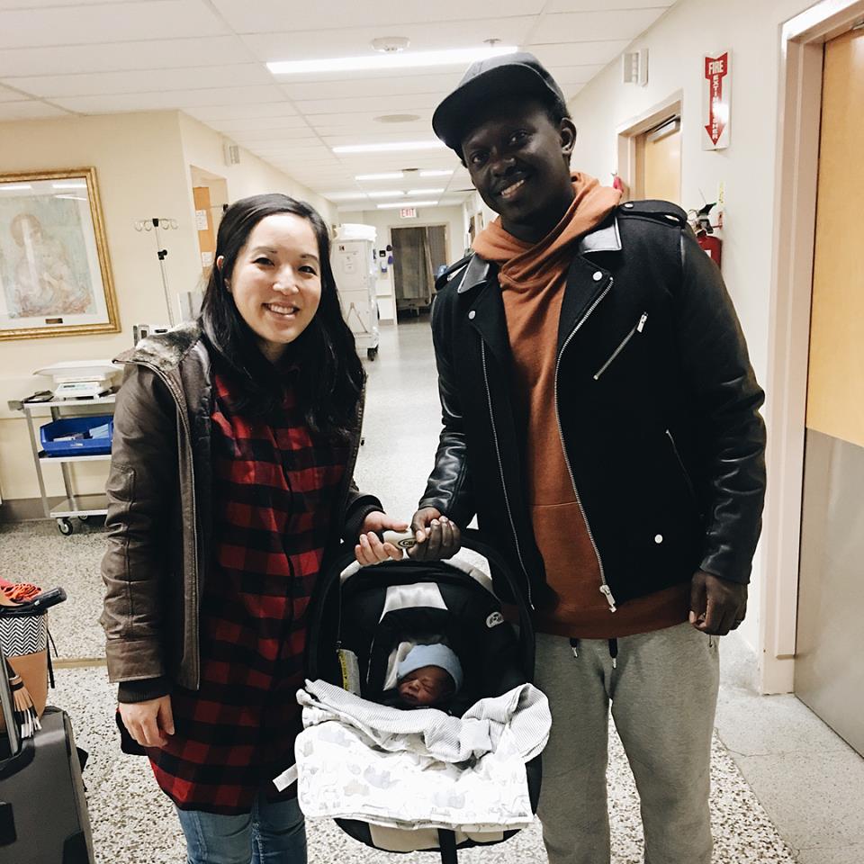 Kavutse Olivier na Amanda Fung bari bafite akanyamuneza ko kubona umuhungu wabo w'imfura