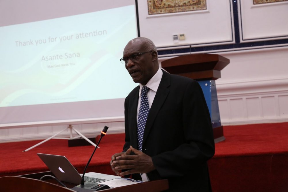 Prof Lyambabaje yijeje ko ikibazo cy'abanyeshuri b'i Nyagatare bimwe amanota n'uwabigishaga kigiye gukemurwa