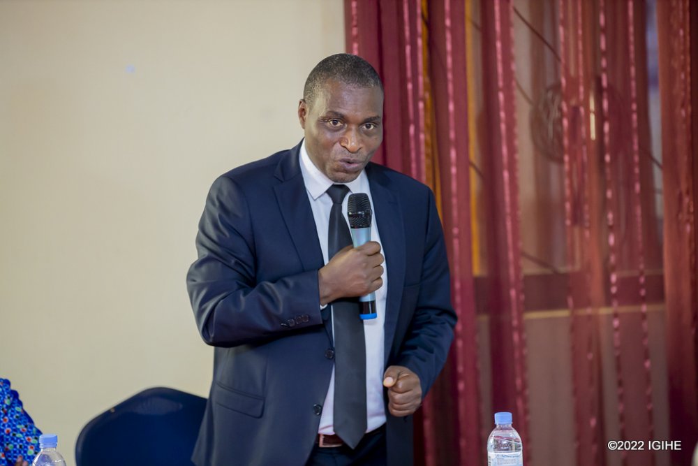 Barore Cléophas wari usanzwe ari umunyamakuru w’Urwego rw’Igihugu rw’Itangazamakuru (RBA) yagizwe Umuyobozi warwo