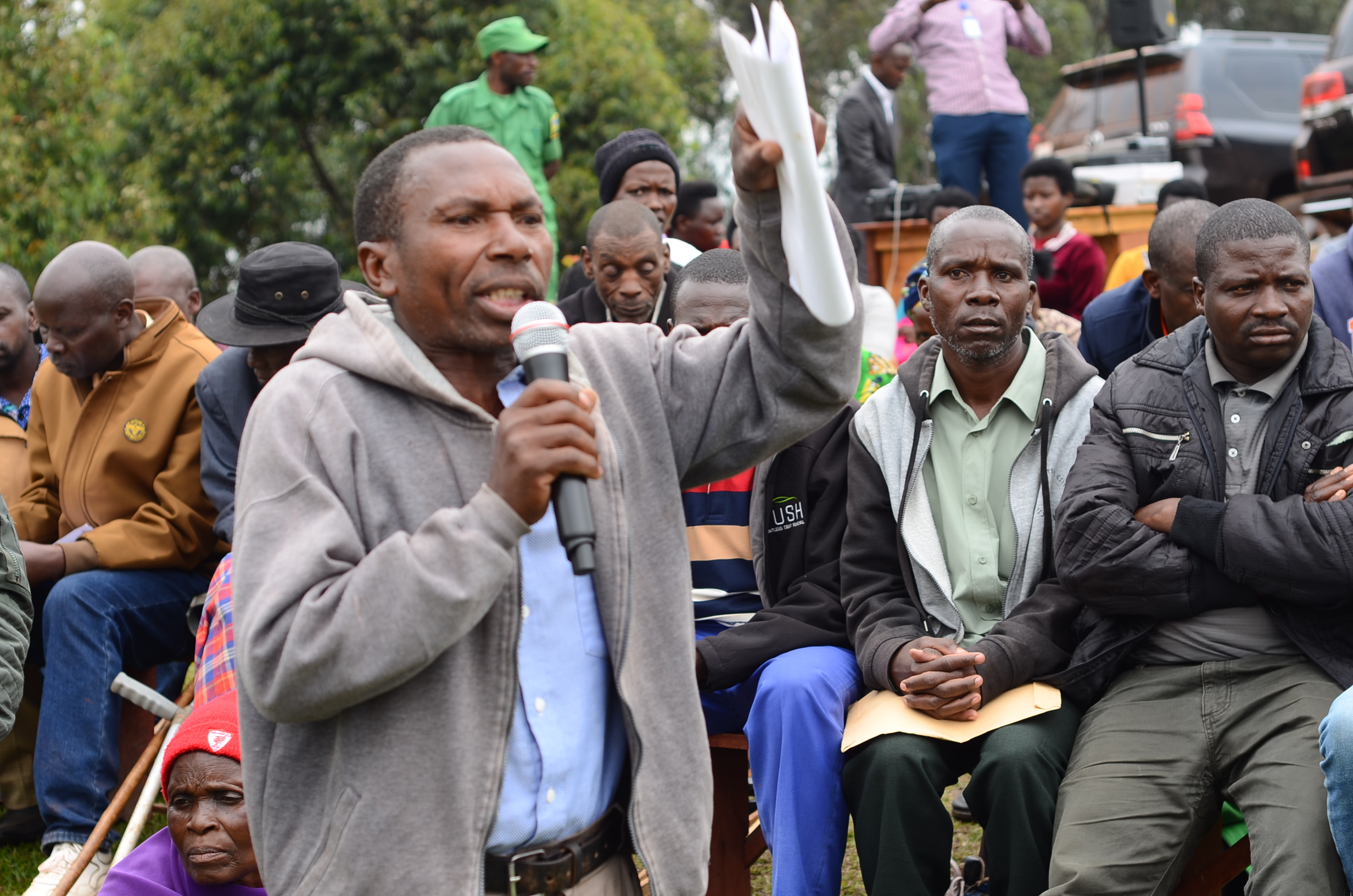 Uyu muturage avuga ko akarere kamwimye ingurane nyamara abaturage bakemeza ko yayihawe