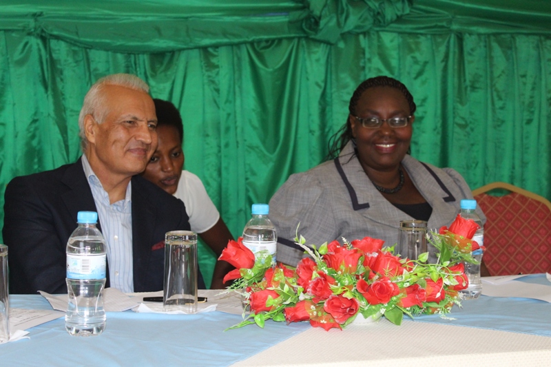 Ukuriye HCR mu Rwanda Azam Saber na Minisitiri Mukantabana Seraphine