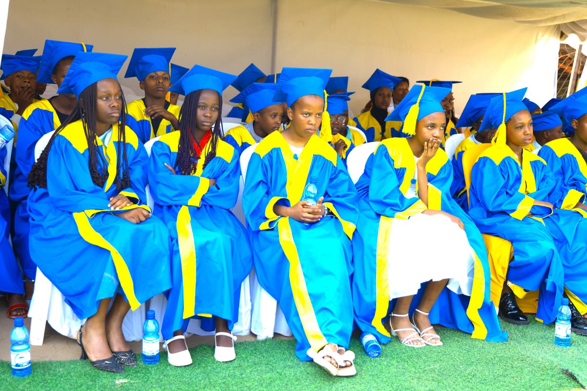 Ahazaza Independent School itanga amasomo akomatanya integanyanyigisho yo mu Rwanda n'iya Cambridge
