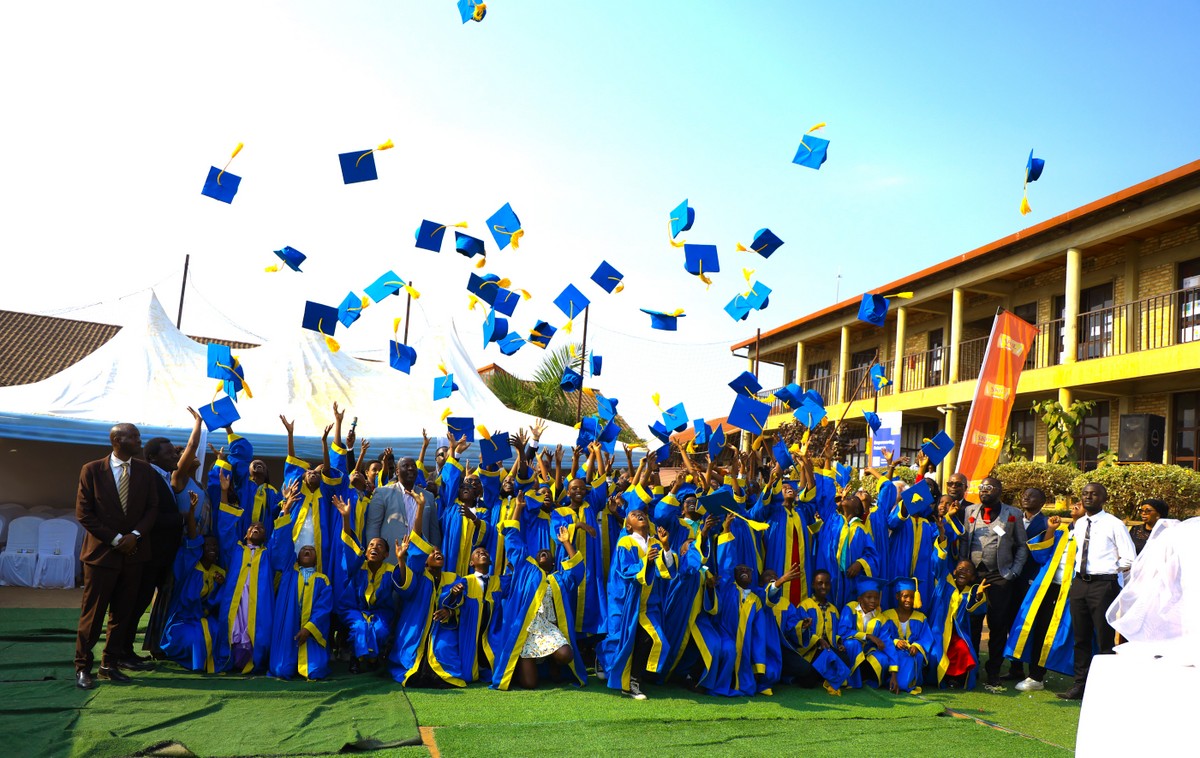 Abanyeshuri ba Ahazaza Independent School basoje umwaka w'amashuri wa 2025-2026