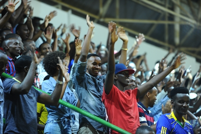Abafana bari baje ari benshi gushyigikira ikipe yabo
