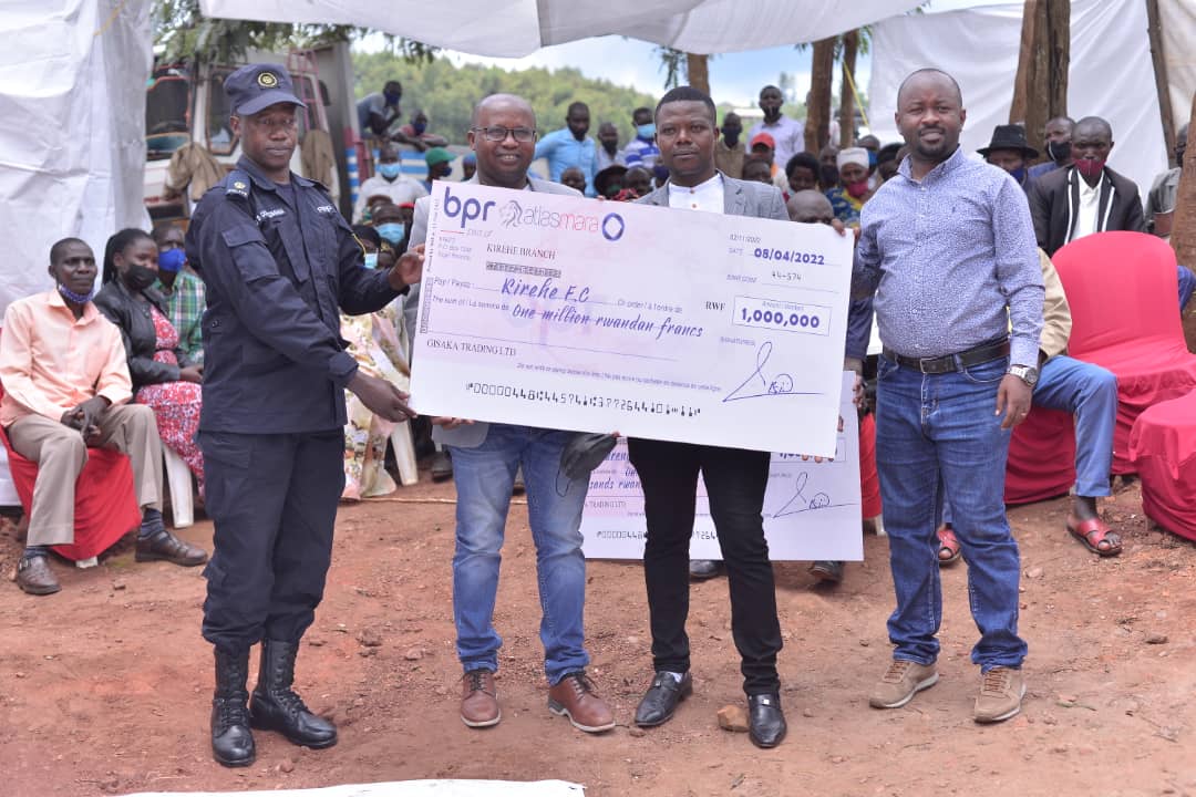Uruganda rwageneye ikipe ya Kirehe FC inkunga ya miliyoni yo kwiteza imbere