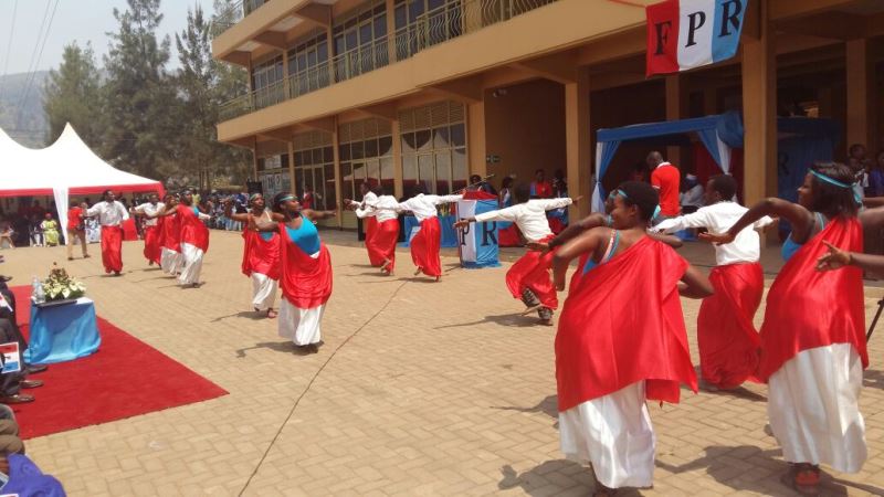 Bacinye akadiho bishimira ibyiza bamaze kugeraho