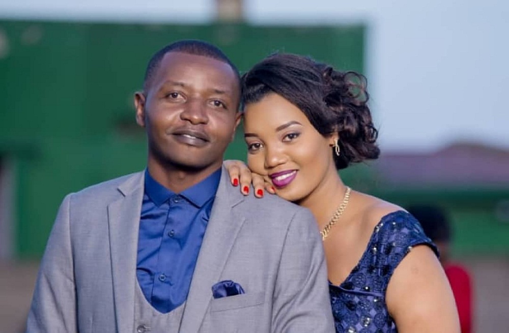 Maman Beni n'umugabo we bagiye gutangira umwaka wa 2019 bari mu buryohe bw'urukundo