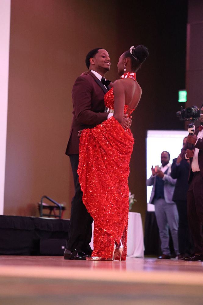 Bahati Grace ni we wegukanye ikamba rya Miss Rwnada 2009
