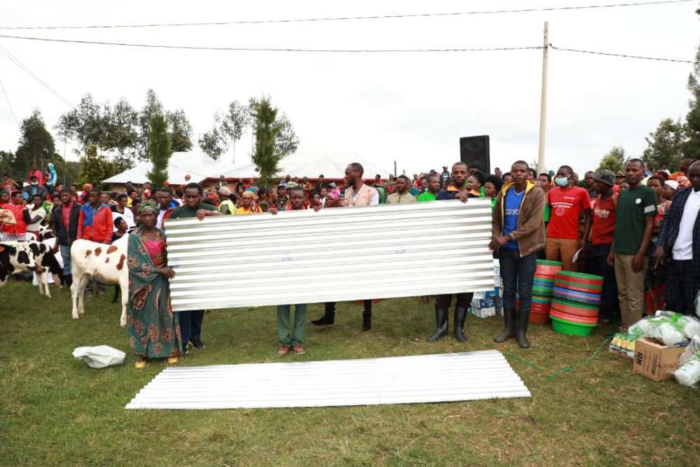 Bahawe amabato yo gusakara ubwiherero
