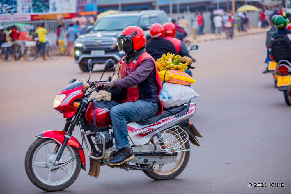Bamwe ibyo bahashye babitegeye moto