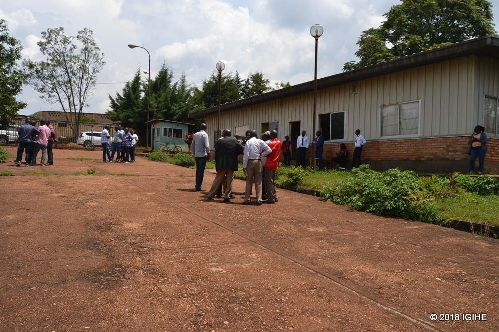 Bamwe mu bakoreye uruganda Sorwal bari bitabiriye cyamunara yarwo