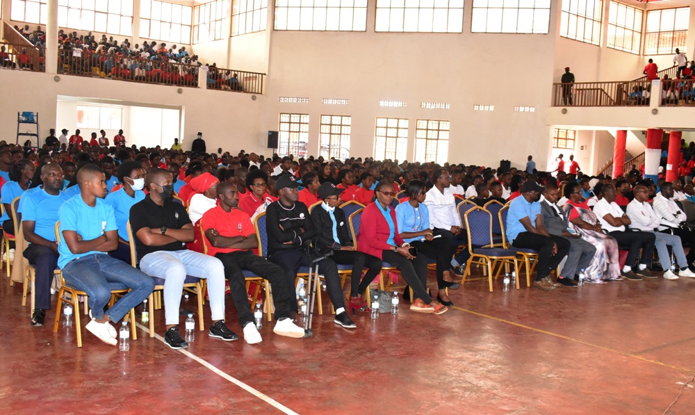 Basabwe kubyaza umusaruro amahirwe ari mu Rwanda