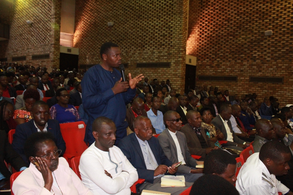 Batanze bitekerezo basaba ko imfashanyigisho zigisha amateka y'u Rwanda zongerwa