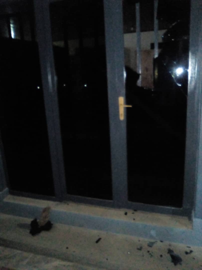 Abajura bamenywe amadirishya y'iguriro bibamo amafaranga