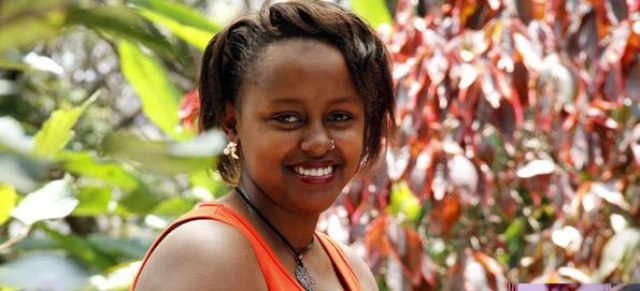 Melissa Ikirezi yavukanye Virusi itera SIDA, afite imyaka 21 y'amavuko. Arifuriza urubyiruko rubana na Virusi itera SIDA kubaho rufite icyizere